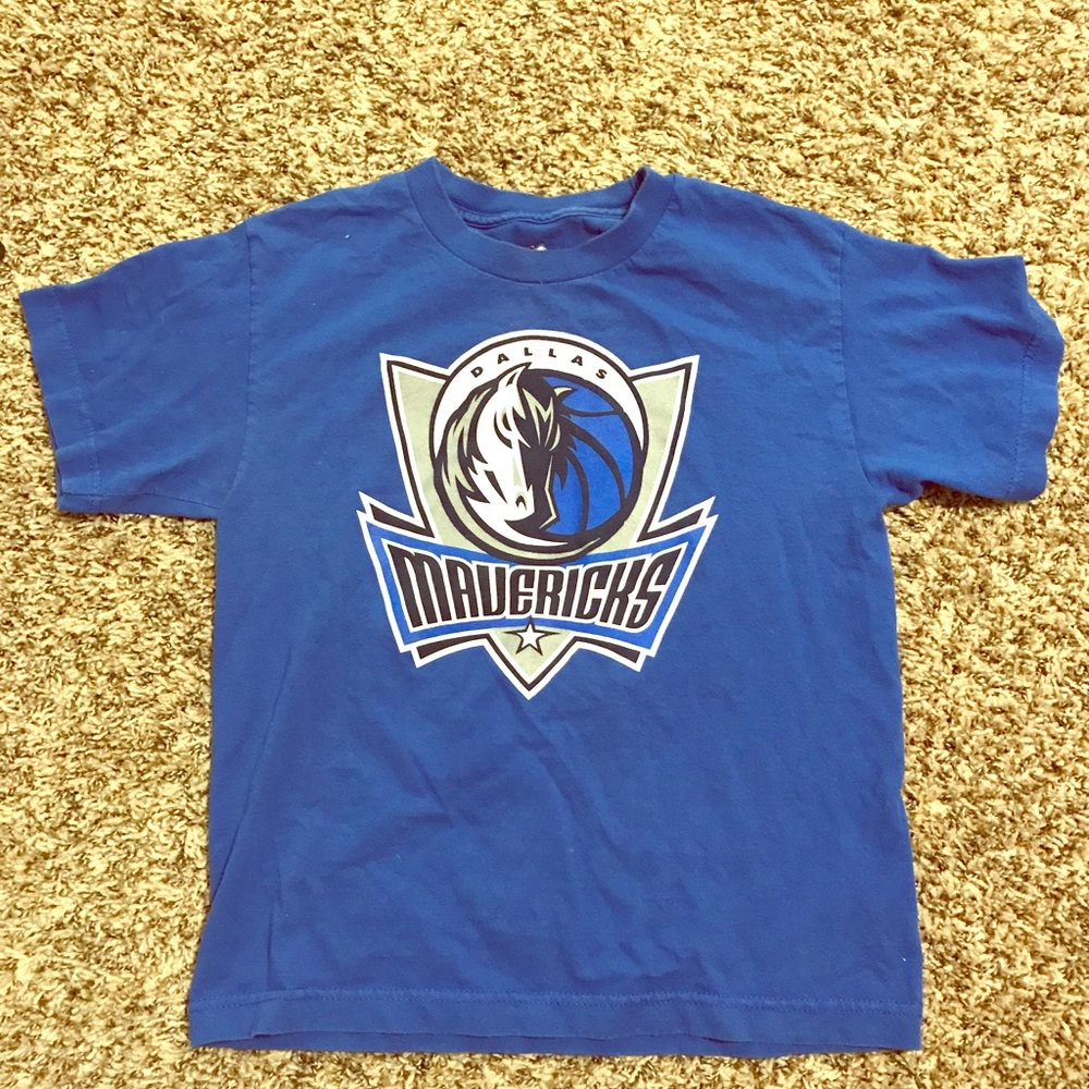 Dallas Mavericks t shirt